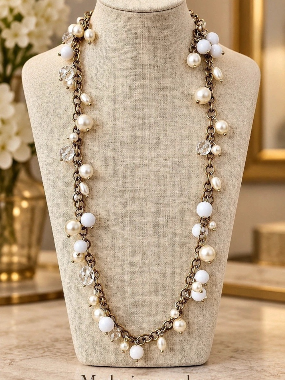 White Pearl & Crystal Statement Necklace 204
